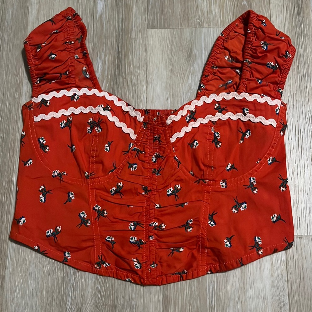 Red floral urban outfitters top with white lace